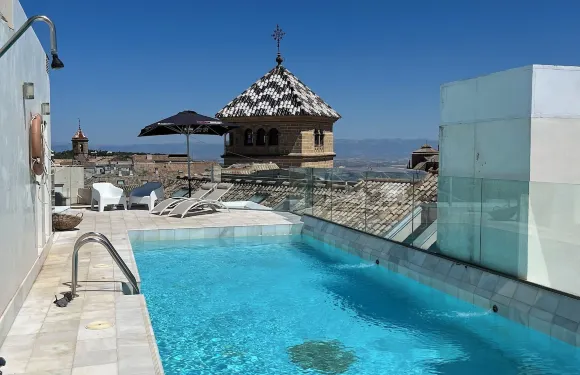 烏貝達皇宮酒店5 G.L.