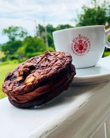 Tastecelebration Residence Отели в г. Шебу