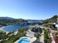 Erivolos Studios & Apartments Hotels in Mades