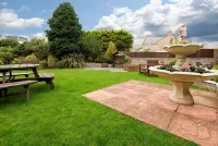 Best Western Weymouth Hotel Rembrandt Hotel dekat Eweleaze Farm