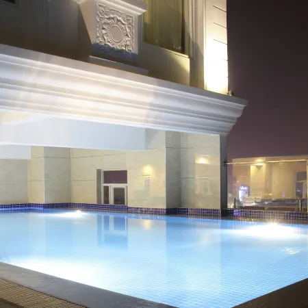 West Hotel