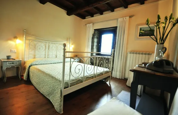 彭特皮耶特拉農場酒店