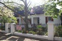 Petal's Place Hotel di Robertson
