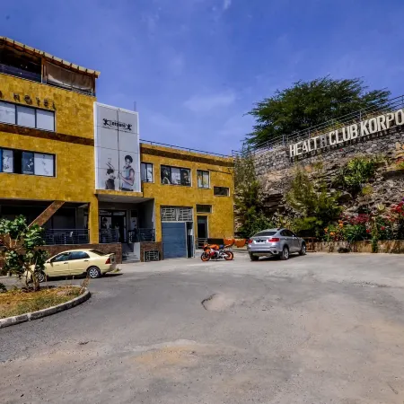 Vivi Hotel