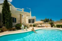 Villa Kokalis Resort -  Ferienhäuser