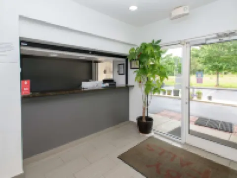 HomeTown Inn-Ringgold Hotels in Ringgold