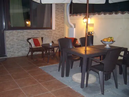 SINGLE VILLA(VILLA "SOLE" BETWEEN ETNA AND TAORMINA THE SEA TO 2 KM