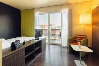 Harry's Home Hart Bei Graz Hotel & Apartments
