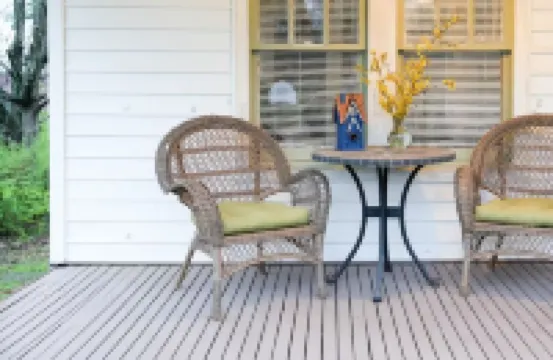 Jude's cozy & convenient downtown studio Apt.