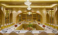Hotel Clarks Shiraz Hotels in Agra