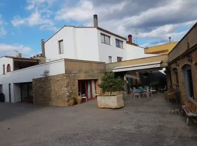 Cal Rajoler Hotels in 