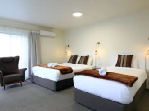 เฮอริเทจ คอร์ท ลอดจ์ โรงแรมในอามารู