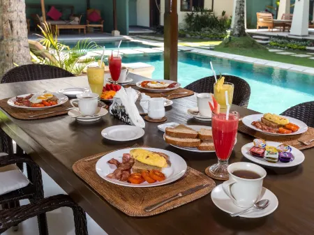 Villa Gils by Villa Finder Отели рядом с достопримечательностью «Candidasa Bali Driver»