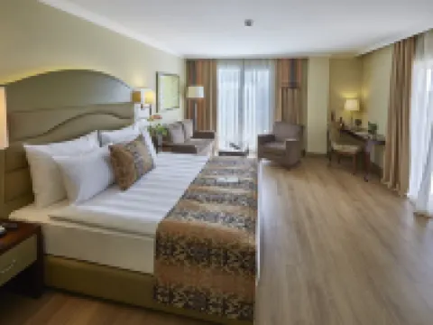 ラマダ リゾート バイ ウインダム カズダグラリ サーマル アンド スパ エドレミトのホテル