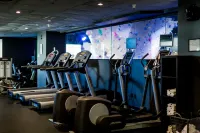 Whitney Peak Hotel Reno, Tapestry Collection by Hilton - Gym