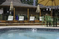 Station House Inn South Lake Tahoe - ビーチサイド