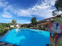 Selecta Hotel Batu Malang Powered by Archipelago - Pool