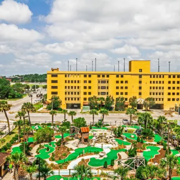 Carolinian Beach Resort