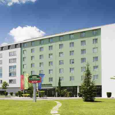 Courtyard by Marriott Toulouse Aéroport Hotel Exterior