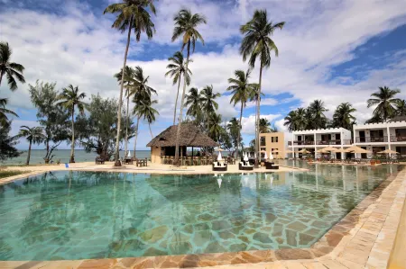 Zanzibar Bay Resort & Spa Отели в г. Kati
