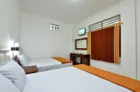 Hotel Bukit Uhud Yogyakarta Hotels in Umbulharjo