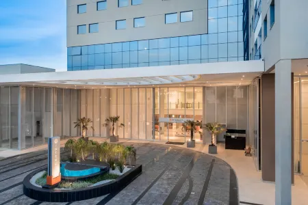 Intercity Ribeirão Preto Отели в г. Рибейран-Прету