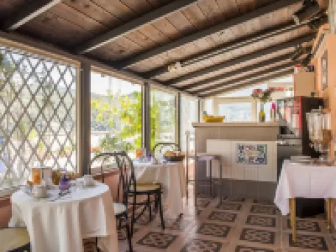 阿菲塔卡梅爾艾爾賽米納里奧酒店 蒂沃利酒店