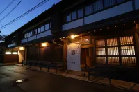 Yoyokaku Hôtels à proximité de la JR Nishi-Ochi Station