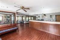 Quality Express Inn & Suites - Bintang 3