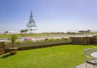 Atlantik Sicht Apartment Hotels in Langstrand