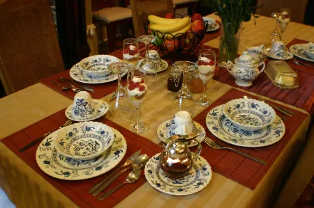 Gingerbread Manor Отели рядом с достопримечательностью «Парк олимпик де Монреаль»