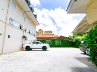 Velinn Pousada Chateau do Luar - parcheggio