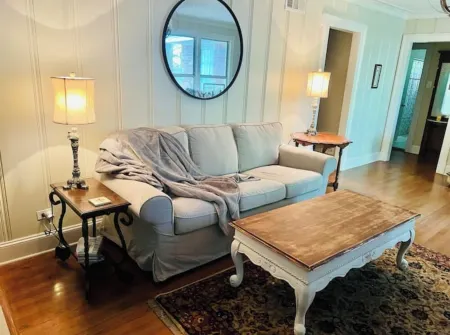 Gorgeous Garden District Cottage
