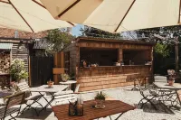 The Five Bells Inn Hotels near The Big Cat Sanctuary