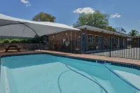 Cadman Motor Inn and Apartments Hôtels à : East Tamworth