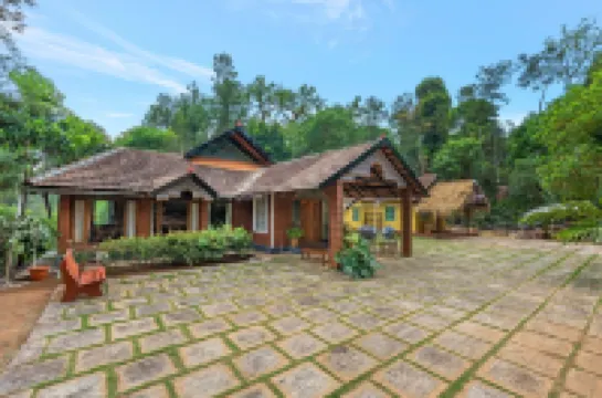 Sliceinn Somewhere Hotel a 