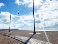 Spacious 2Bd Flat with Stunning Views Folkestone