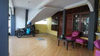 Nadyah Syariah Homestay Hotel dekat Pantai Bangsring