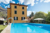 Lucca Franco's Villa Hotels in Gallicano