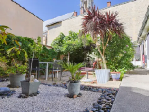 Hôtel François d'o Hotels near Church of Saint Julien