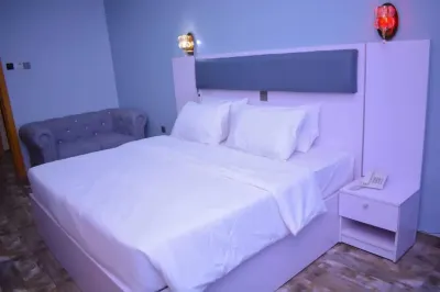 Alice Suites