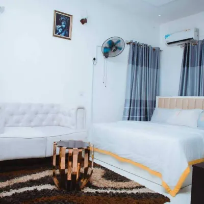 Le Patriot Hotel Hotels near Charis Anglican Church (Diocese Of Lagos )