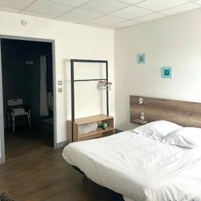 Hôtel le Carnon Hotels in Perols