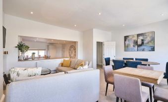 Host Stay Albert House