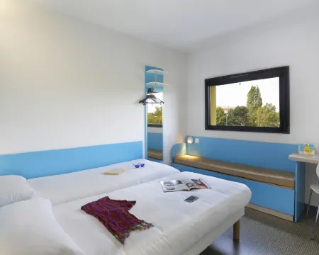 布盧瓦First Inn酒店 布盧瓦酒店