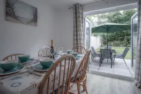 Maes Yr Odyn - 3 Bedroom Holiday Home - Narberth