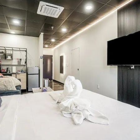 Melwood Suites Unit 104 Studio Отели рядом с достопримечательностью «Шейдисайд»