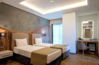 City Point Beach & Spa Hotel