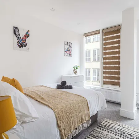 Host & Stay - Maple Court