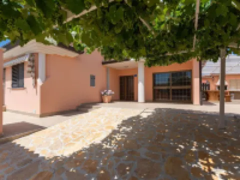 Stylish Villa in Buje with Outdoor Kitchen
